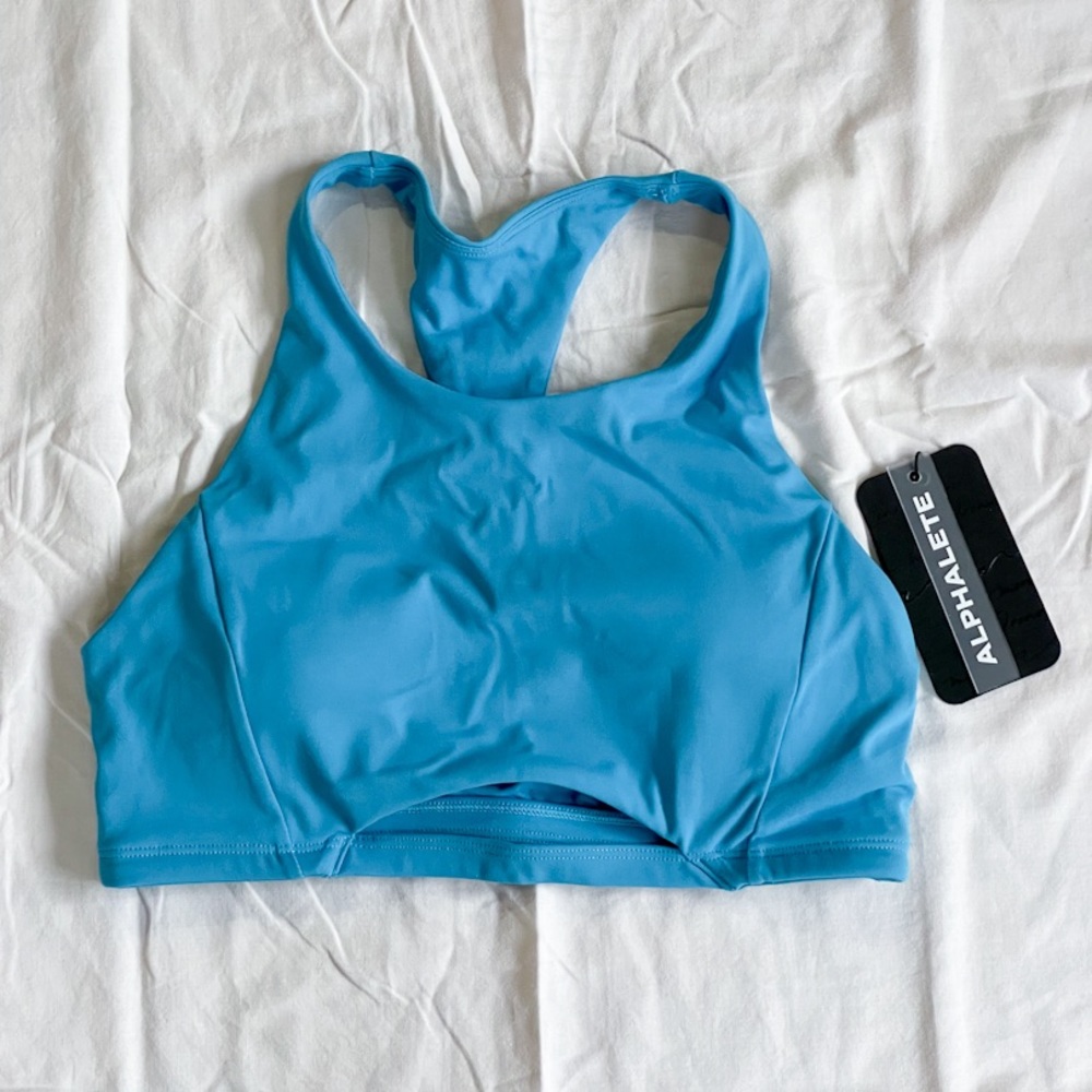 NWT Alphalete | Pulse Surge Bra in pacific blue, M